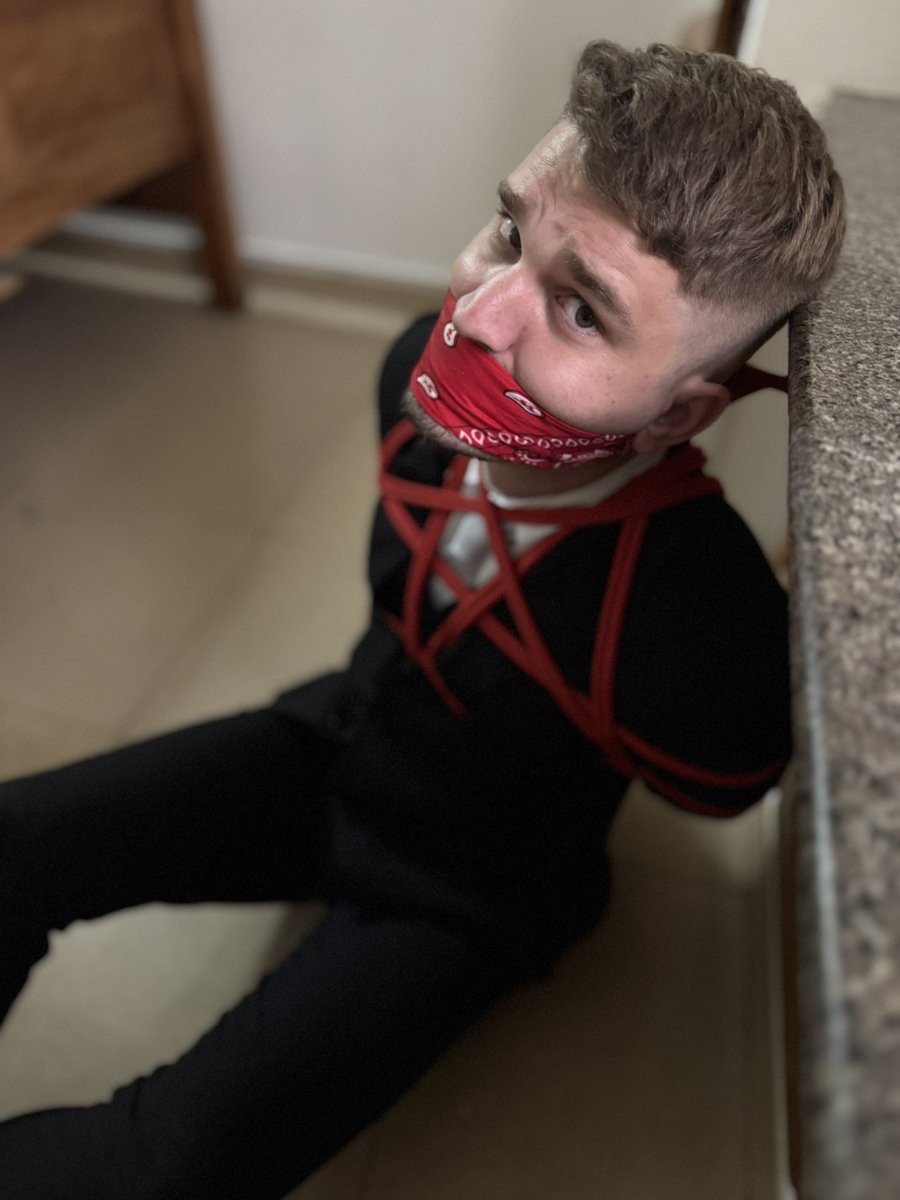 Tied Sun (@tiedsun) on Twitter photo 