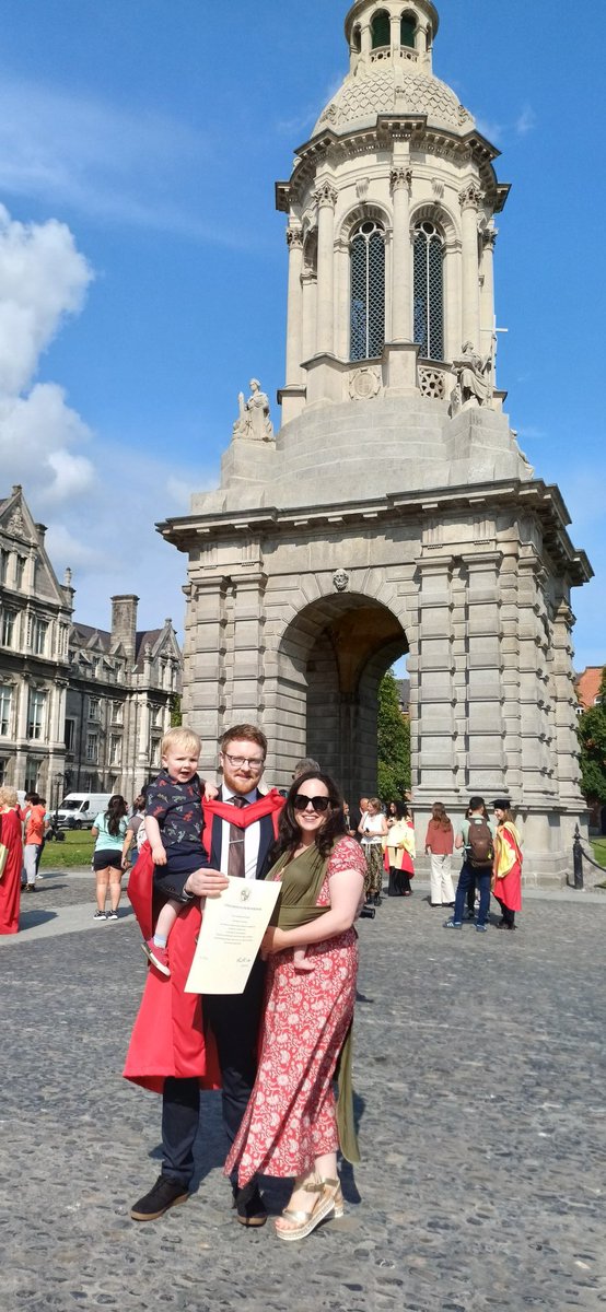 CArmstrongHaem's tweet image. Great weather at the graduation ceremony for my Doctor of Medicine research degree (MD) exploring immune recovery and safe transplant for older patients. My motivators here to support me.