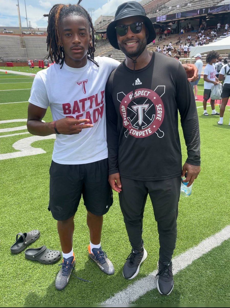 KennJ35's tweet image. Great day of work at the @TroyTrojansFB Mega Camp!! More work to be done! @Coach_Judah @CoachBanks2008 @troy_report @j_lloyd5 @KenSignoretti @PrepRedzoneAL