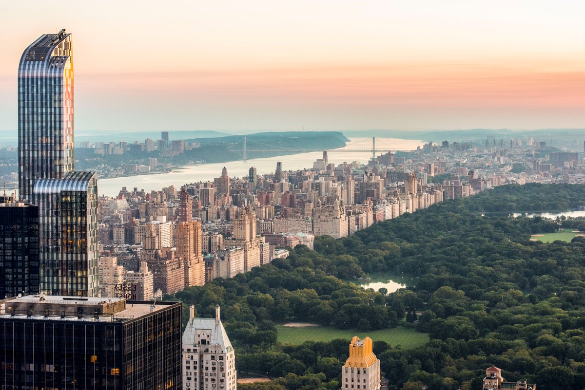 Celebrate NYC’s 400th Anniversary!

Through our “Founded by NYC” campaign, we’re hosting concerts, celebrations, and free events all year long.

Check out events here: 
nyctourism.com/things-to-do/h…