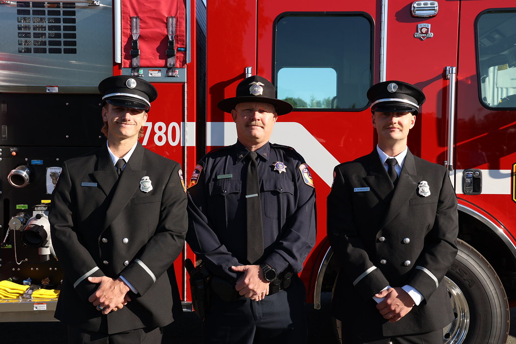 CAL FIRE Shasta-Trinity Unit/Shasta County FD tweet media