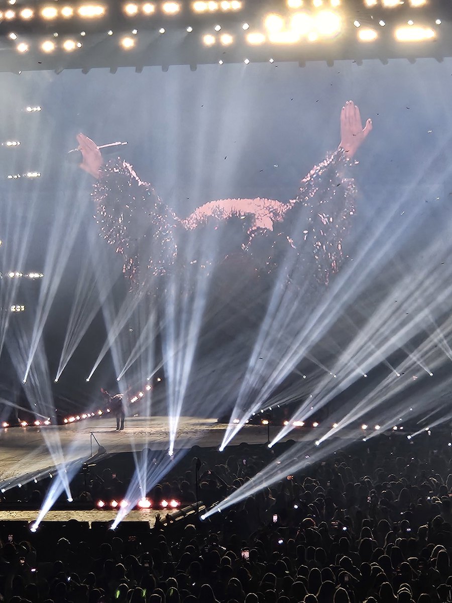 Jennifer Frankowiak (@jen_esl) on Twitter photo Thank you for showing us to never give up on our dreams no matter how big or small. Thank you for the memories and friendships from the Eras tour and for being such a kind hearted and wonderful person🫶❣️ #SwiftDay <a href="/taylornation13/">Taylor Nation</a> <a href="/taylorswift13/">Taylor Swift</a> Thank you for showing us to never give up on our dreams no matter how big or small. Thank you for the memories and friendships from the Eras tour and for being such a kind hearted and wonderful person🫶❣️ #SwiftDay <a href="/taylornation13/">Taylor Nation</a> <a href="/taylorswift13/">Taylor Swift</a>