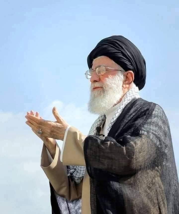 saifshahnajafi's tweet photo. آلِ مرحب در مقابل پیروان فاتحِ خیبر 🤲

#Iran https://t.co/QBy7wF5Opu