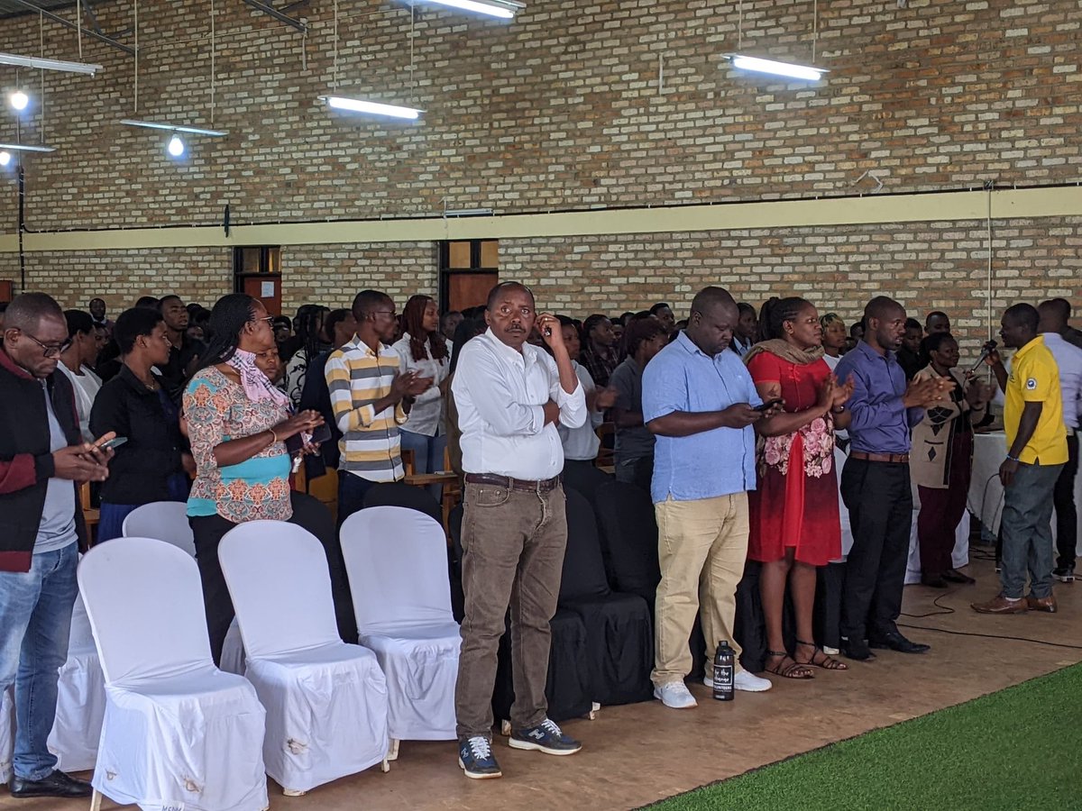 Today
<a href="/CUR_Rwanda/">Catholic University of Rwanda</a> welcomed Hon. Senator <a href="/PelagieUwera/">uwera</a> and Hon. MP Kalisa Xavier for an insightful discussion on corruption its forms, impacts, and prevention strategies. Joined by university administration, we reaffirm our commitment to integrity and transparency.
#AntiCorruption