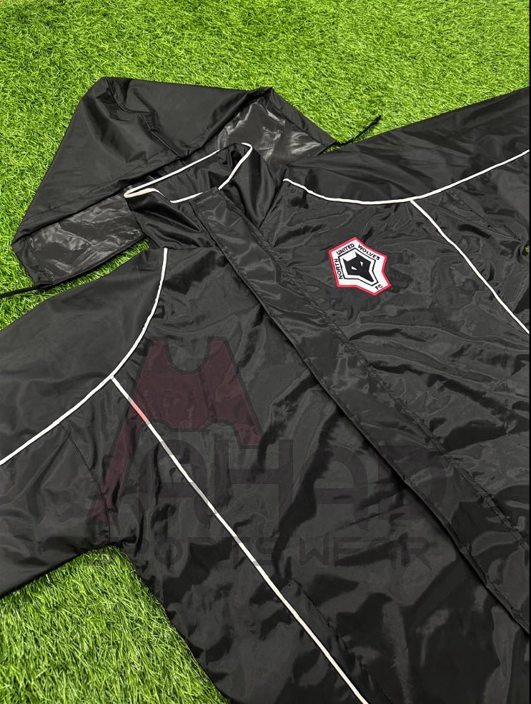 mahadsportswear's tweet photo. 🖤 Sleek. Bold. United.

Crafted by Mahad Sports Wear for performance and pride. Perfect for training, matchdays, and everyday street style. ⚽🔥

🔻 Lightweight &amp; weather-resistant
🔻 Quality by Mahad Sports Wear

📩 DM us to order yours
📧 Or email: info@mahadsportswear.com https://t.co/rbO8dQ3Vxo