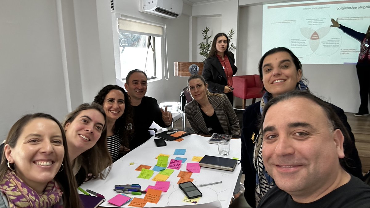 🇨🇱 Hoy participamos en el encuentro “Colaboración hacia un ecosistema de #filantropía coordinado”, junto a organizaciones de en #Chile para pensar los desafíos del sector.
🤝 Impulsado por: <a href="/fundmustakis/">Fundación Mustakis</a>, Fundación MCm Olivo, <a href="/BHPFoundation/">BHP Foundation</a> <a href="/FundacionLuksic/">Fundación Luksic</a> <a href="/fundcolunga/">Fundación Colunga</a>