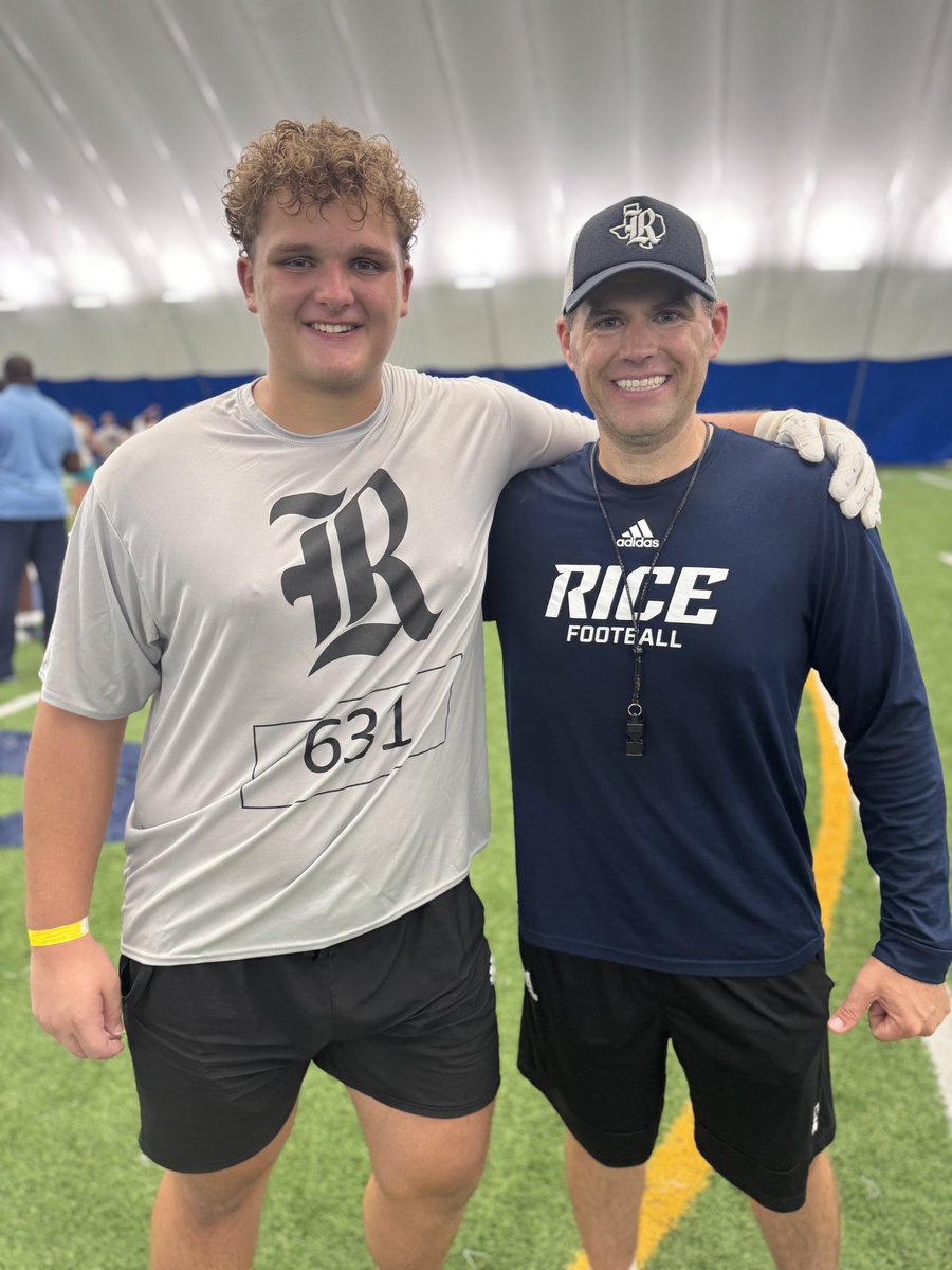 GriffinBlocker's tweet image. Had a great time at @RiceFootball! Thanks @cdavie51 and @_CoachMunch for having me out and for the great coaching! Enjoyed competing and getting coached up by yall!