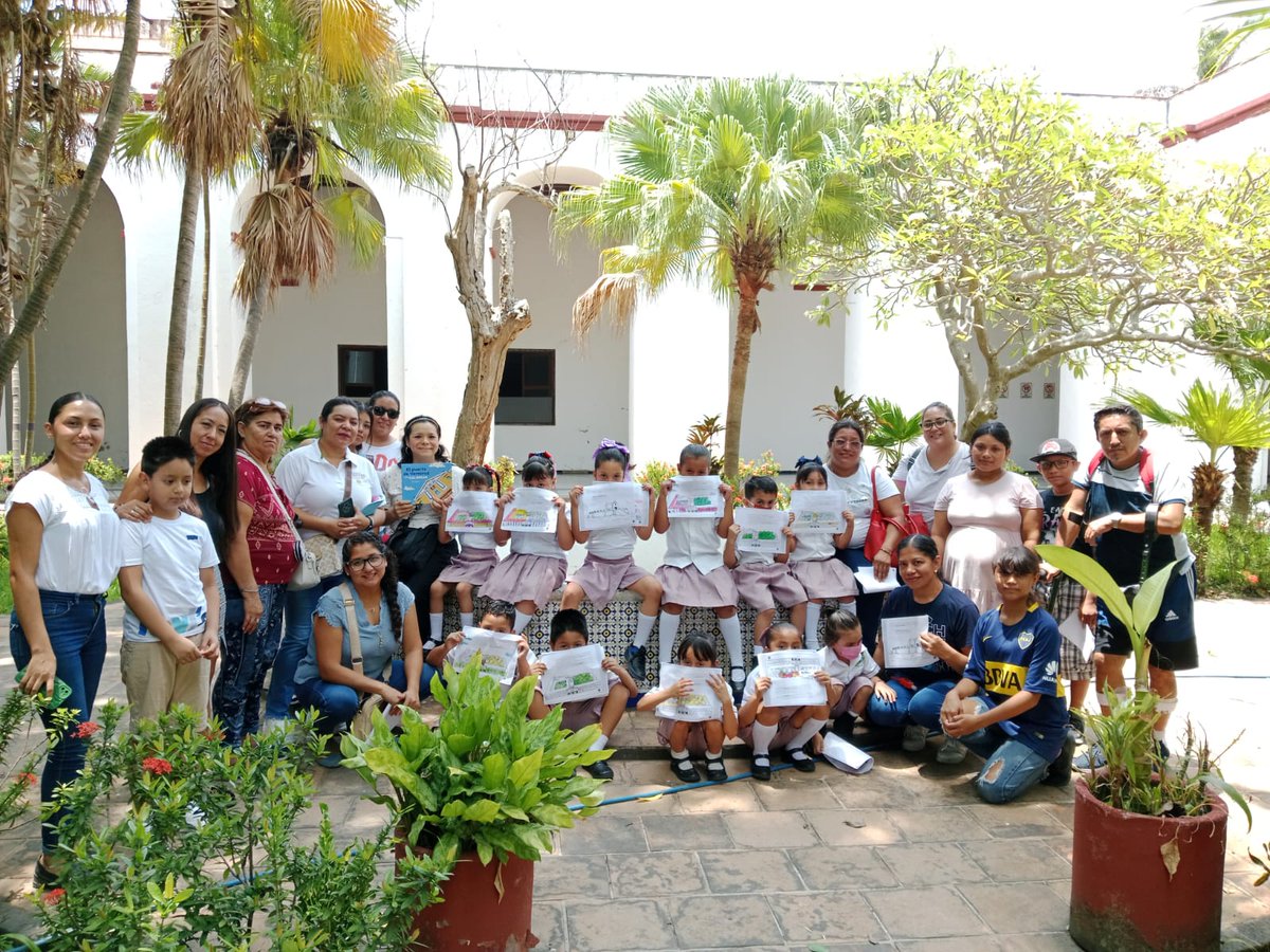Cada visita guiada es una experiencia enriquecedora para el equipo del Exconvento Betlehemita, como la que vivimos esta mañana con niñas y niños del Jardín No. 1, para compartir un poco sobre la historia del edificio a través de sus muros de coral y sus colores.

¡Gracias!