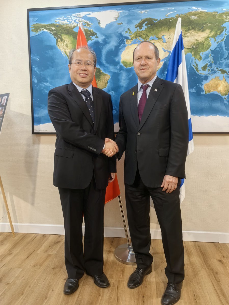 E importante lembrar isso, em meio ao genocídio do povo palestino, a China segue mantendo parcerias econômicas e tecnológicas com Israel.