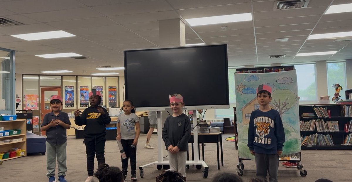 What a great day at POP! The 1/2s worked SO hard in French on their play “Le petit chat cherche une famille”. Huge thanks to everyone who came to watch! 🐈‍⬛#proudteachermoment <a href="/PrincePeaceOCSB/">Prince of Peace School</a>