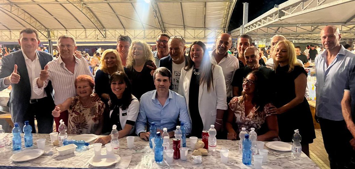 🎉 Una serata all’insegna della tradizione a Breme, alla storica Sagra della Cipolla Rossa!

Complimenti agli organizzatori, ai volontari e a tutta la comunità bremese per l’accoglienza, la cura e la passione con cui portano avanti questa bellissima manifestazione