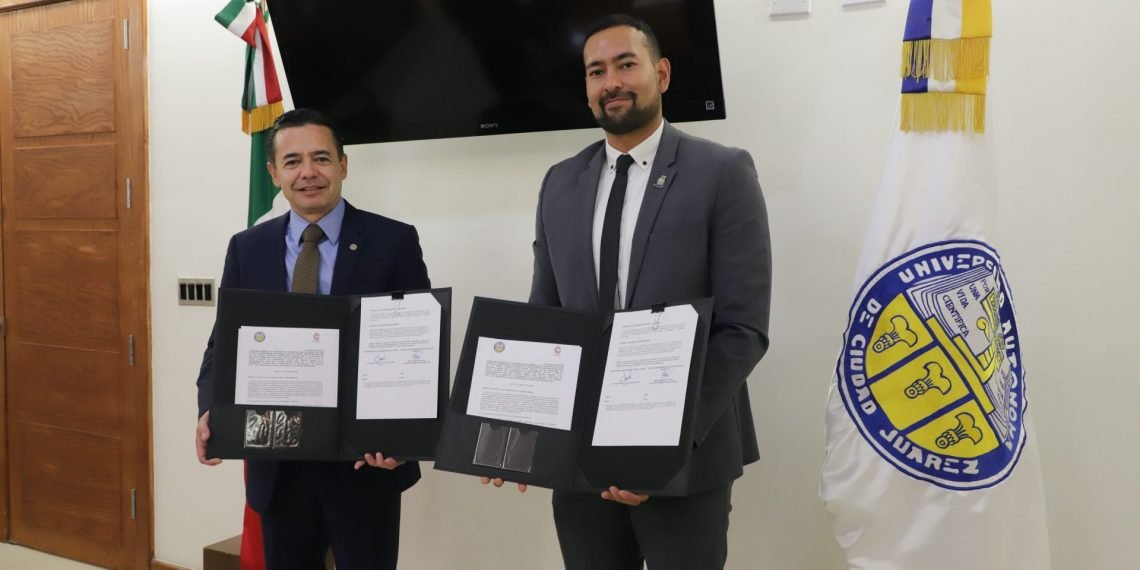 El Colegio de Ingenieros Civiles de Juárez donará escultura a la UACJ.
Más información: comunica.uacj.mx/13-06-2025/712…
#UACJ #InspiraelFuturo