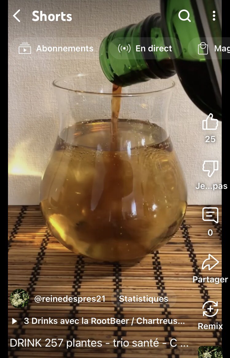 pres_reine's tweet image. Besoin d’un petit remontant? 

Un drinks avec 257 plantes, détox rapide. 😉 
🎥 youtube.com/shorts/Eha8Ncm…

Boire un verre d’eau entre chaque. 

Nettoyer le système #remède soyez raisonnable #modération comme un médicament boire beaucoup d’eau avec.
