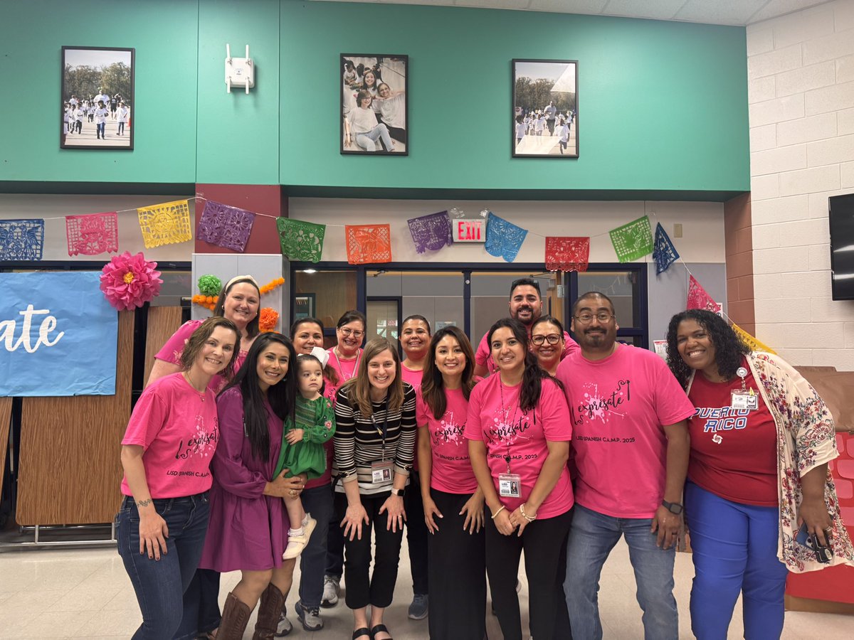 loridrapp's tweet image. A great showcase of student learning at @LewisvilleISD Spanish CAMP held at Vickery ES! Appreciate all of our staff at both Spanish CAMP locations for their work this summer! #OneLISD #RappontheRoad