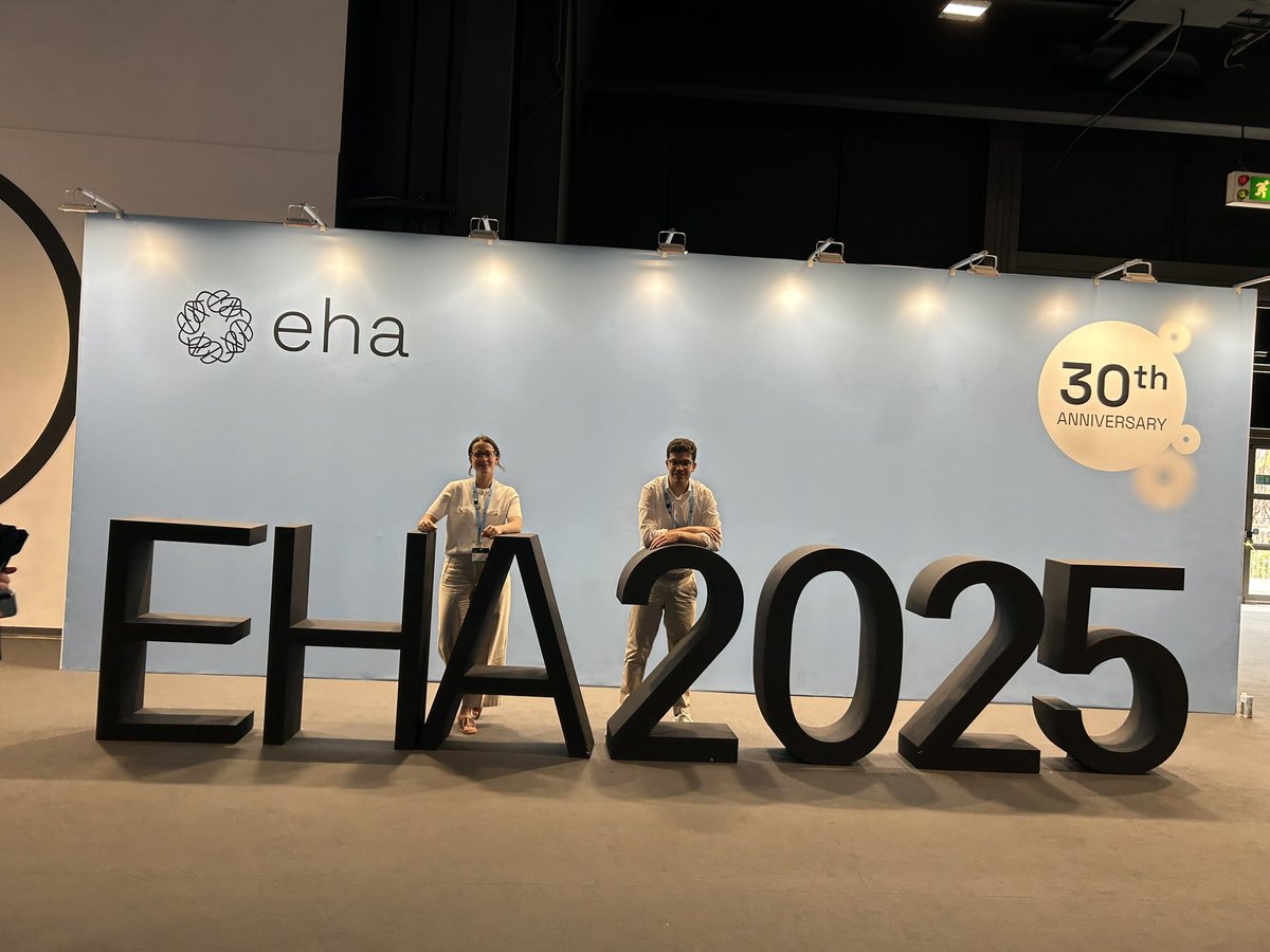 Heribert Playà-Albinyana (@heriplaya) on Twitter photo What an experience! 🎤✨
I’m very grateful to <a href="/EHA_Hematology/">European Hematology Association</a> for the opportunity to serve as a chair at #EHA2025.
Proud to represent <a href="/gellc/">GRUPO ESPAÑOL DE LEUCEMIA LINFOCITICA CRONICA</a> and <a href="/idibaps/">IDIBAPS</a> #SEHHemato What an experience! 🎤✨
I’m very grateful to <a href="/EHA_Hematology/">European Hematology Association</a> for the opportunity to serve as a chair at #EHA2025.
Proud to represent <a href="/gellc/">GRUPO ESPAÑOL DE LEUCEMIA LINFOCITICA CRONICA</a> and <a href="/idibaps/">IDIBAPS</a> #SEHHemato