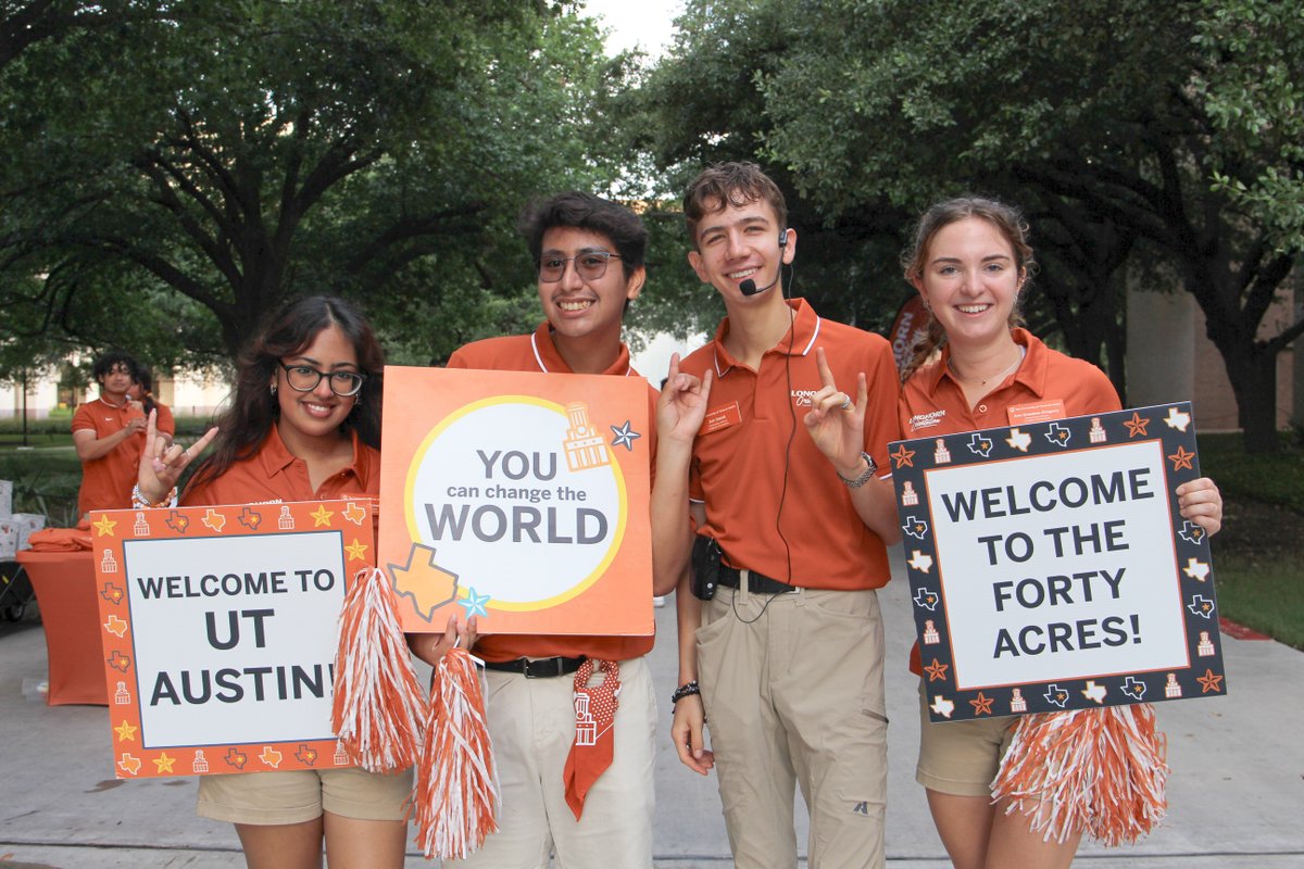 UTorientation's tweet image. Session 3 Highlights just dropped! 🔥 View them all on our Facebook page! facebook.com/share/p/1CfMCd…