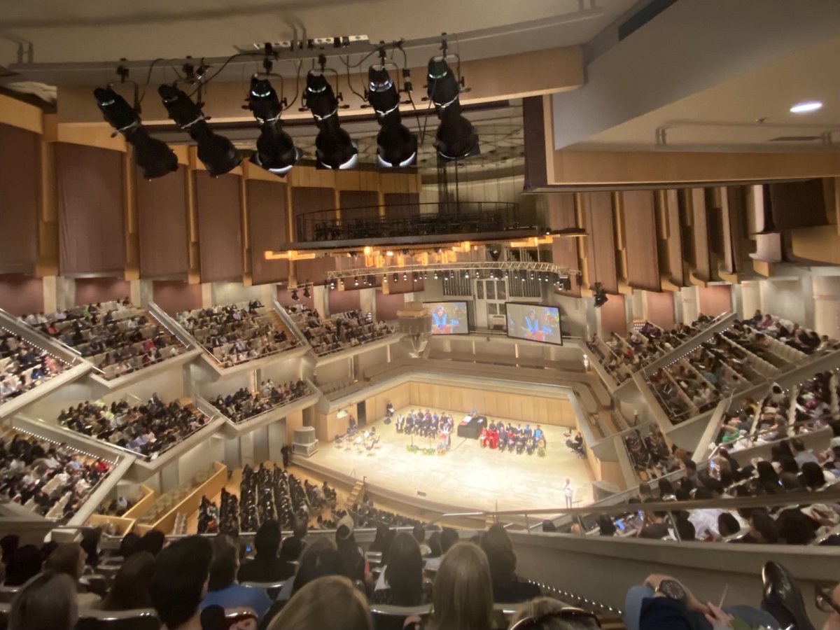 Natalie Pavlenko (@npsoundbite) on Twitter photo Congratulations to the Class of 2024-25! Celebrating one of the largest graduating classes in recent #OCADU history, with more than 1,000 graduands! 🎉🎓🎉 Congratulations to the Class of 2024-25! Celebrating one of the largest graduating classes in recent #OCADU history, with more than 1,000 graduands! 🎉🎓🎉