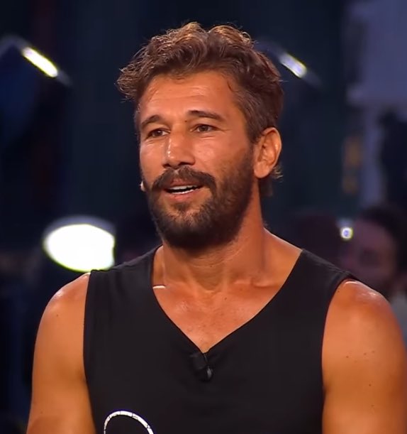 Survivor’ın şampiyonu Adem oldu