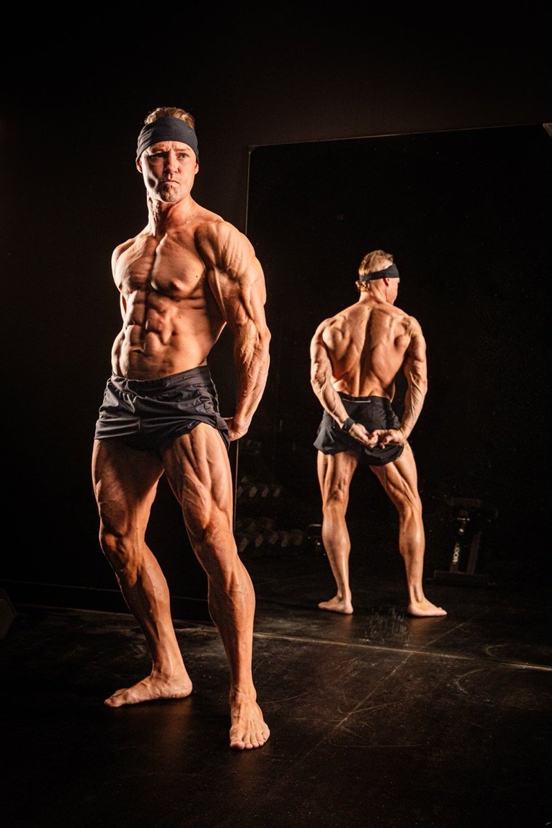 I've been training for 15+ years and I'm still learning and improving every day.

The gym is the best places to prove to yourself what's possible with discipline + consistency.

As you make gains in the gym, you also make gains in life.

Show up for yourself and get to the gym.