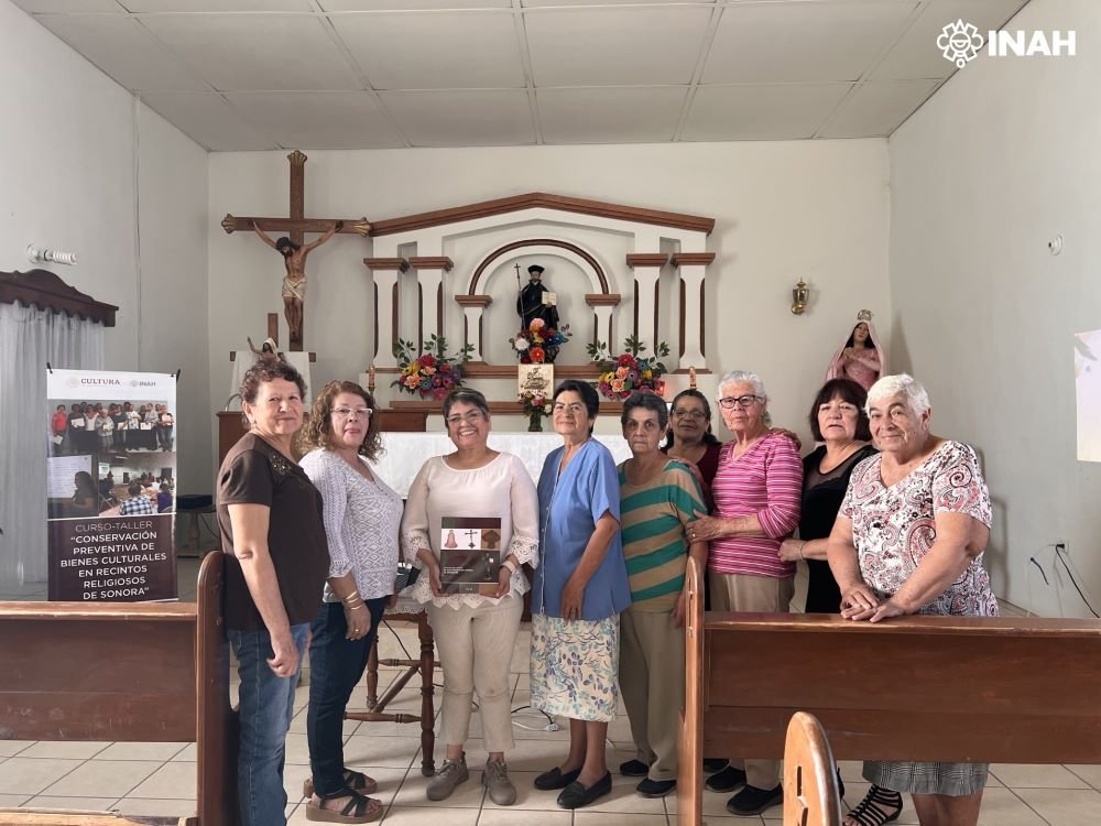 INAH (@inahmx) on Twitter photo #INAHInforma 📢 Se realiza el curso-taller “Conocer para proteger el patrimonio religioso de Sonora”
🔹Se impartió en el Templo de San Ignacio de Loyola, en la comunidad de Sinoquipe, municipio de Arizpe
La información completa en: inah.gob.mx/boletines/se-r…
📸 <a href="/CISonora/">Centro INAH Sonora</a>. #INAHInforma 📢 Se realiza el curso-taller “Conocer para proteger el patrimonio religioso de Sonora”
🔹Se impartió en el Templo de San Ignacio de Loyola, en la comunidad de Sinoquipe, municipio de Arizpe
La información completa en: inah.gob.mx/boletines/se-r…
📸 <a href="/CISonora/">Centro INAH Sonora</a>.
