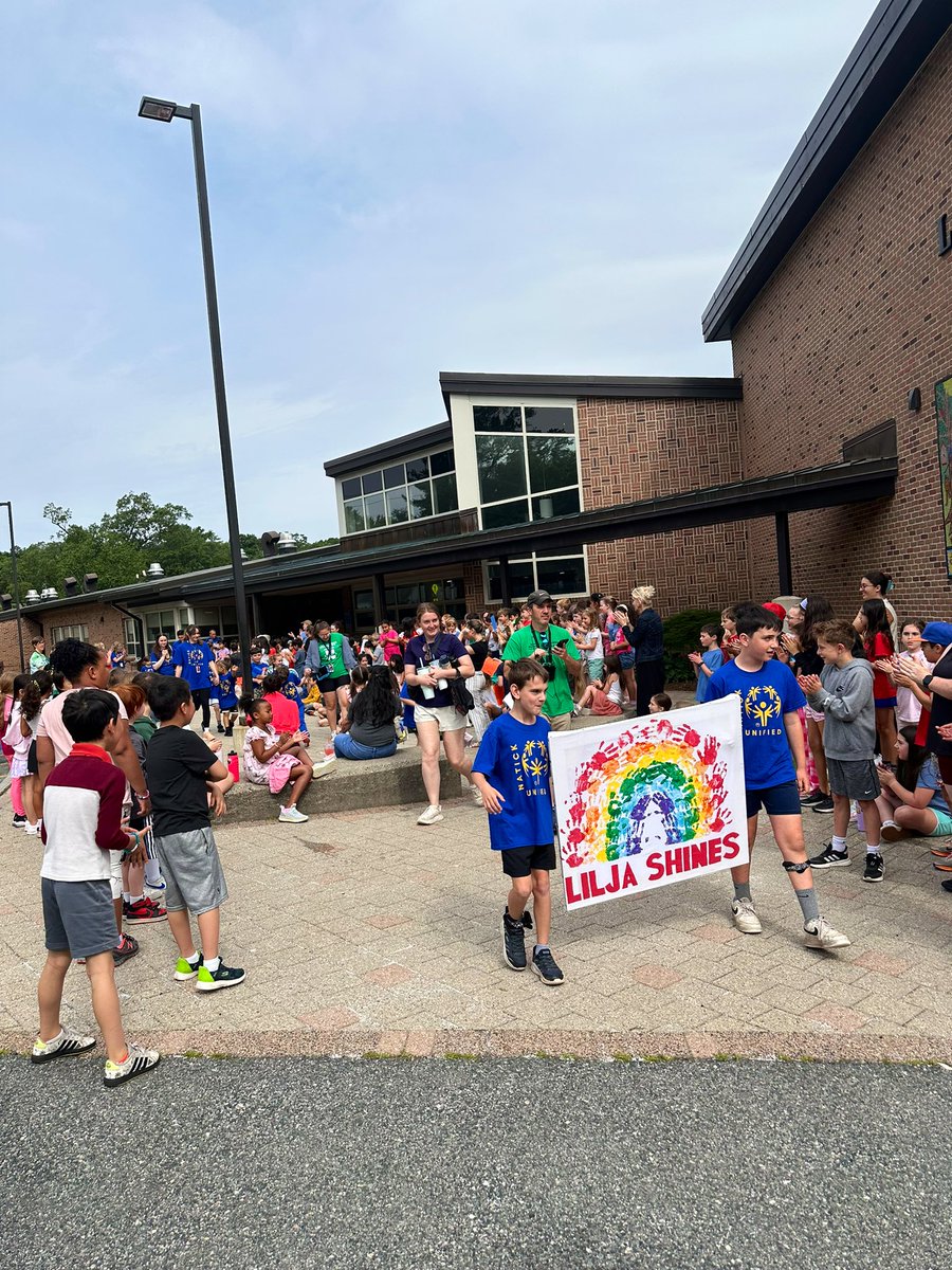 Courtney Simoni tweet media