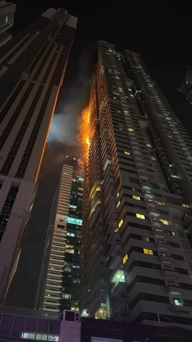 Specialized teams successfully evacuated all residents from the 67-storey building, prioritizing their health and safety throughout the operation. Efforts continue to fully contain the fire.