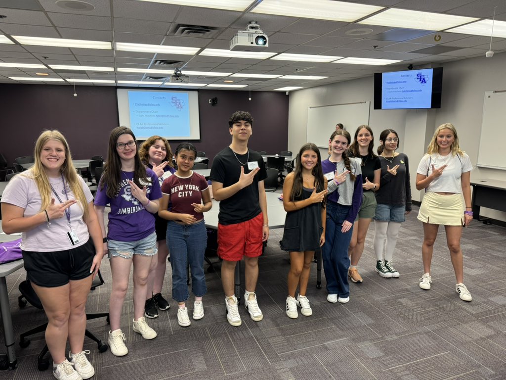 We are so happy to welcome our new Psychology majors and their parents today at our 6-13-25 AXEcepted Day! We look forward to working with them in the fall!