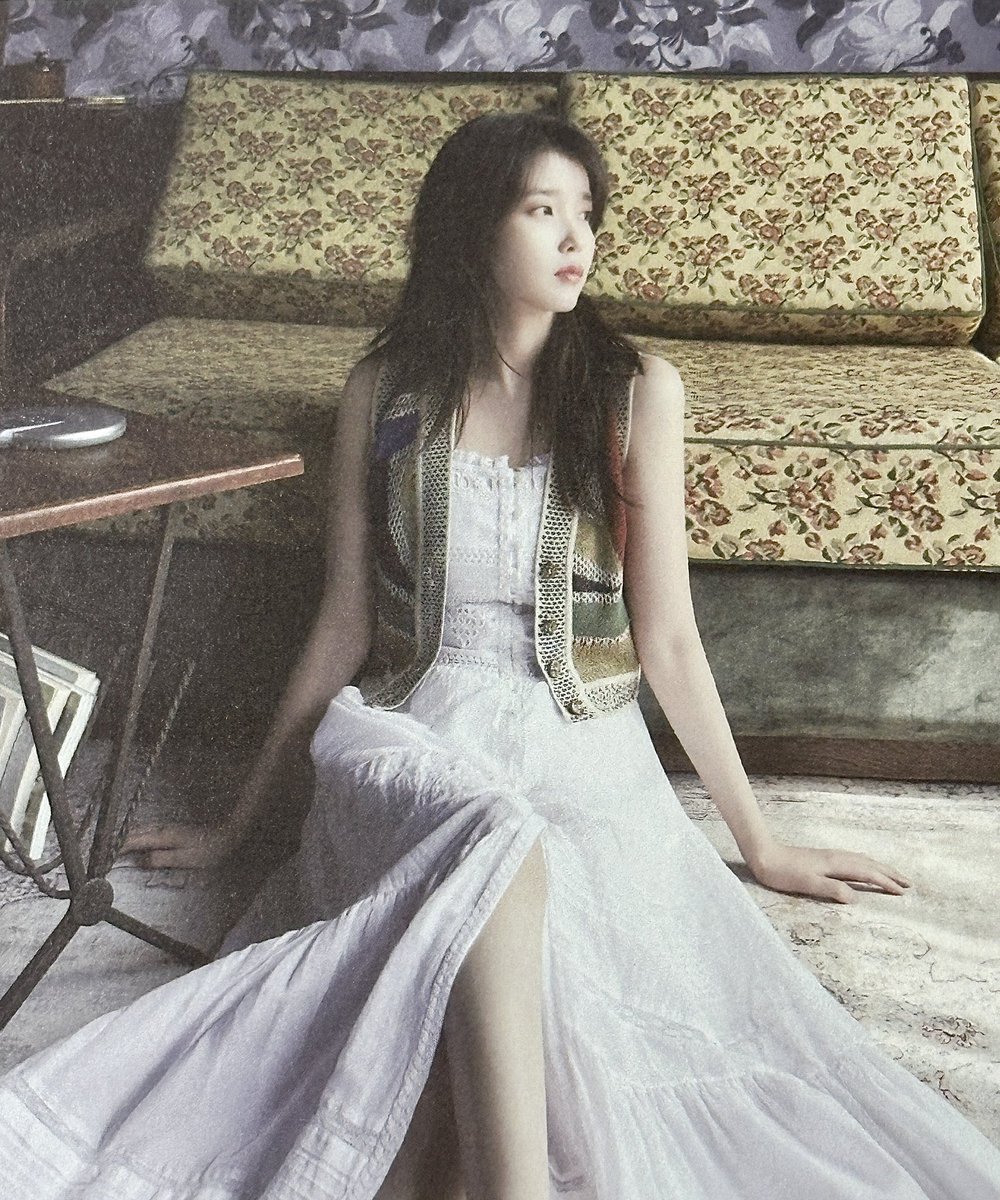 ttyykk0067's tweet photo. 아이유시 🐥 🤍#아이유 #IU https://t.co/DDu3sMphvF