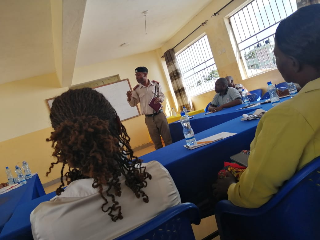 Helpabroda initiative tweet media