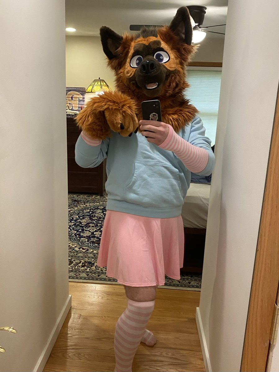 Yeah, he’s a little 💅