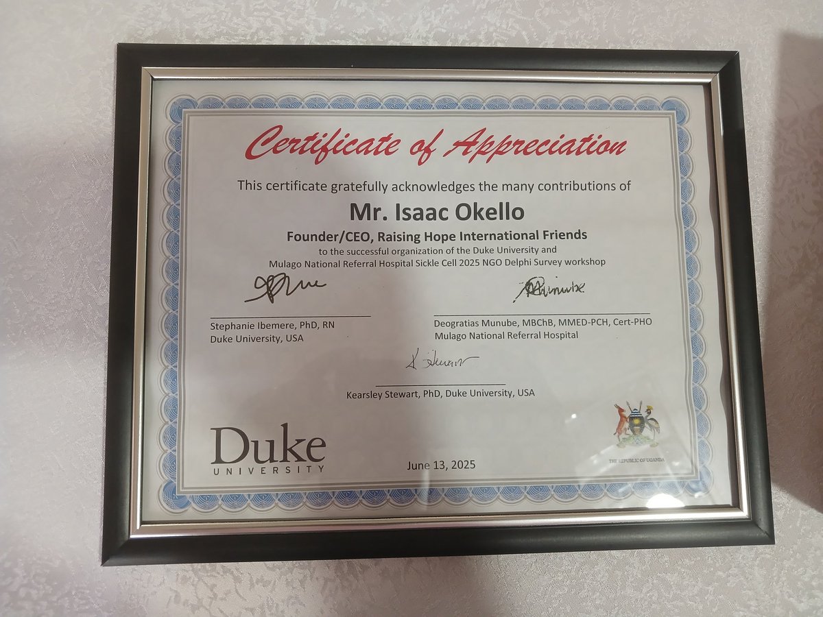 Isaacchamp1's tweet image. A heartfelt thank you to Prof. Stewart and @DukeU USA, for acknowledging my efforts. Moments like these remind me why I keep going — to make a difference.