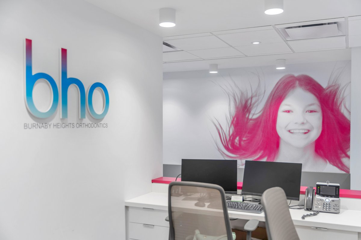 GibraltarCA's tweet photo. Fresh smiles start here. 🦷✨ We brought in bright natural light, custom millwork, and an efficient open‑bay layout to elevate care at Burnaby Heights Orthodontics, built by #GibraltarConstruction. https://t.co/vLkN4lfXRc