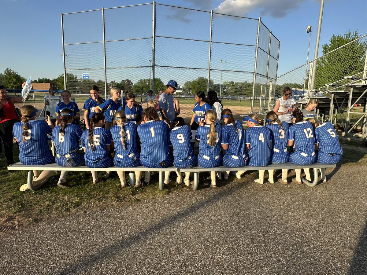 So grateful for all of the relationships I’ve formed while playing and coaching this sport. 2025 had some of the best memories yet!
🥎 Happy National Softball Day! 🥎