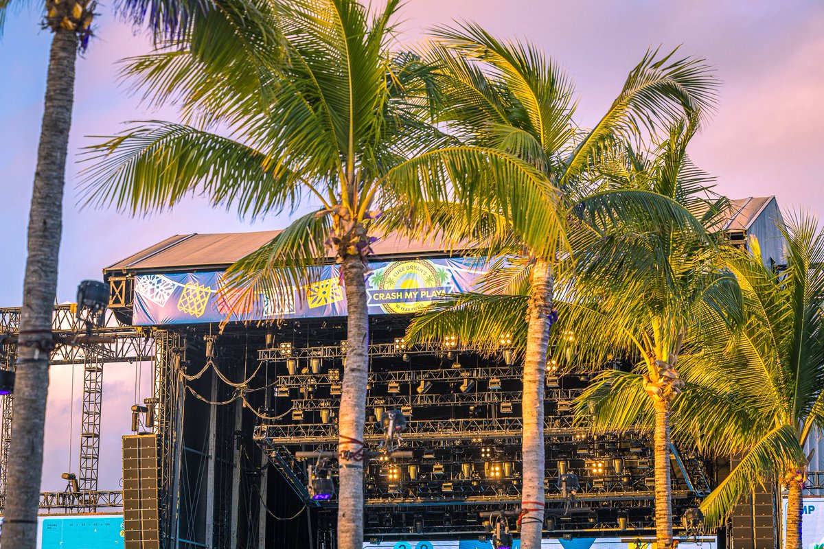 Something is on the horizon 🌅