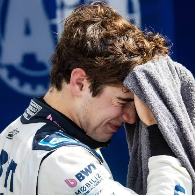 🏁 Vivo F1 tweet media