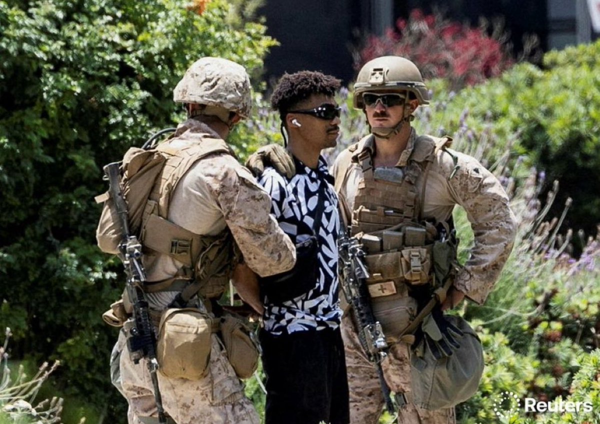 🚨 #BREAKING: U.S. Marines deployed to the Los Angeles riots have just carried out the first known detention of a rioter, per U.S. military

MORE OF THIS! Arrest them ALL! 🔥

We’re TAKING BACK the streets of LA! 🇺🇸