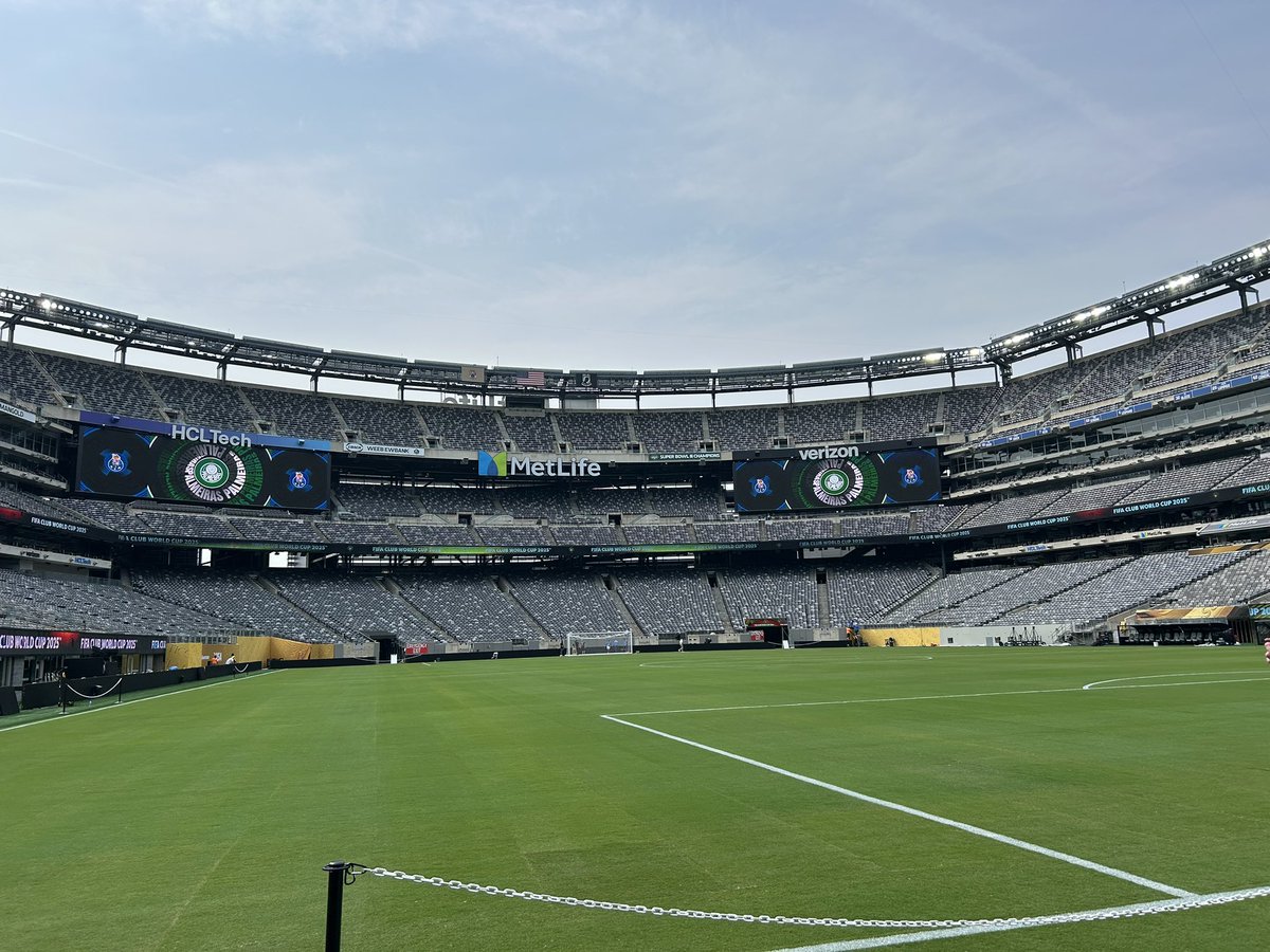 GeorgeChiampas's tweet image. 2026 World Cup Final One year away from here @MetLifeStadium 💪🏽🇺🇸