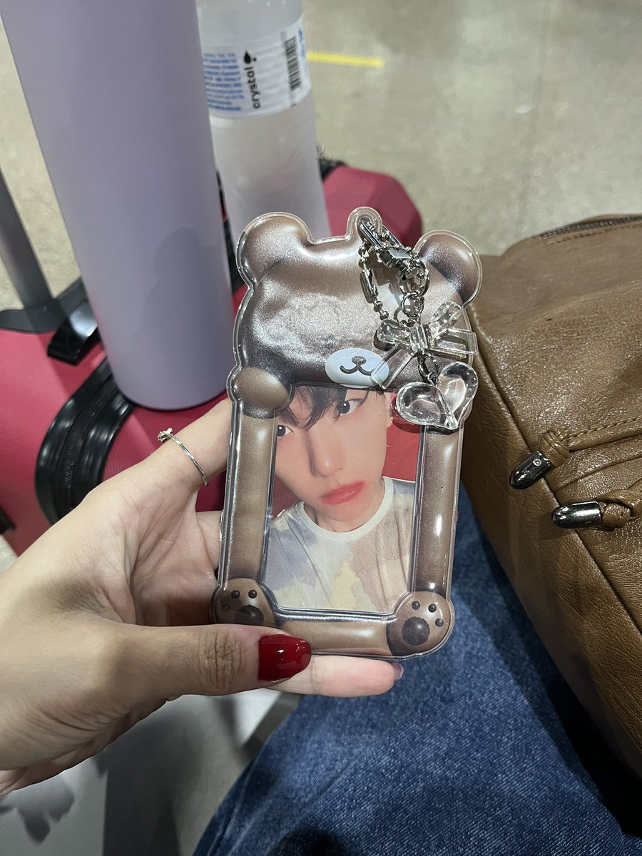 kyuromicard's tweet photo. BAEKHYUN EU TO CHEGANDO PRA TE VER https://t.co/HWSld2aXaW