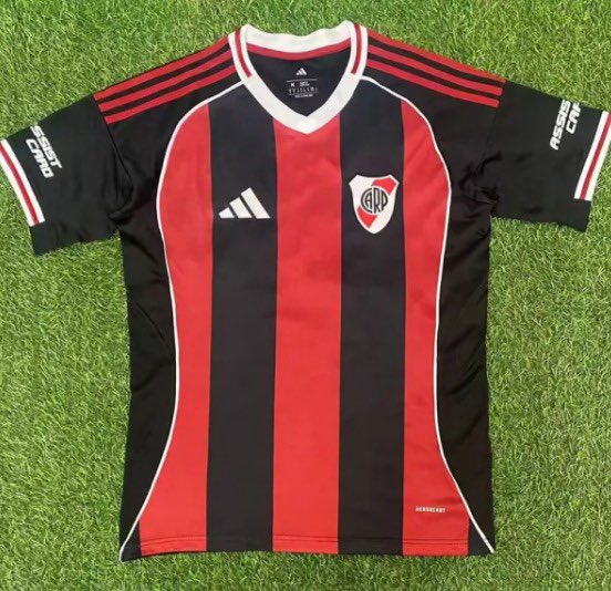 🧵ABRO HILO DE COMO COMPRAR en la mejor pagina de camisetas chinas ✅😮‍💨

Se agradecen likes y RT, me van a agradecer porque les vengo a salvar la vida 🤩