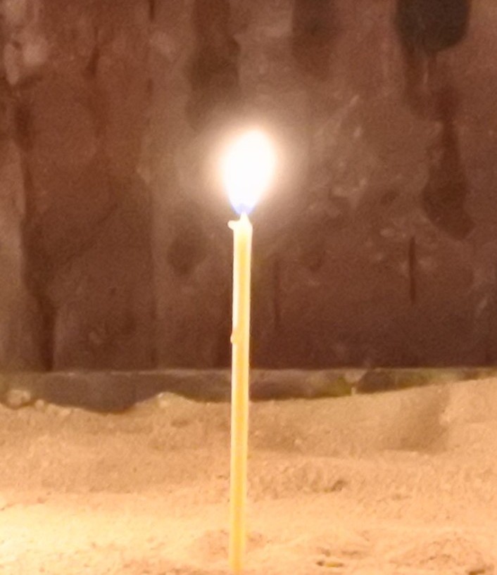 pacheral2's tweet image. 佐々木昭一郎さんが急逝して今日で1年。「ミンヨン 倍音の法則」(2014)が完成しても毎日のように連絡をくださり、我が家ではいつの間にか親戚のオジさんになっていた。病院に駆けつけた時、「たけちゃん」と呼んでくれたことが妙に嬉しかった。NHKBS4Kで来月、代表作が放送されるとのこと。よかった。