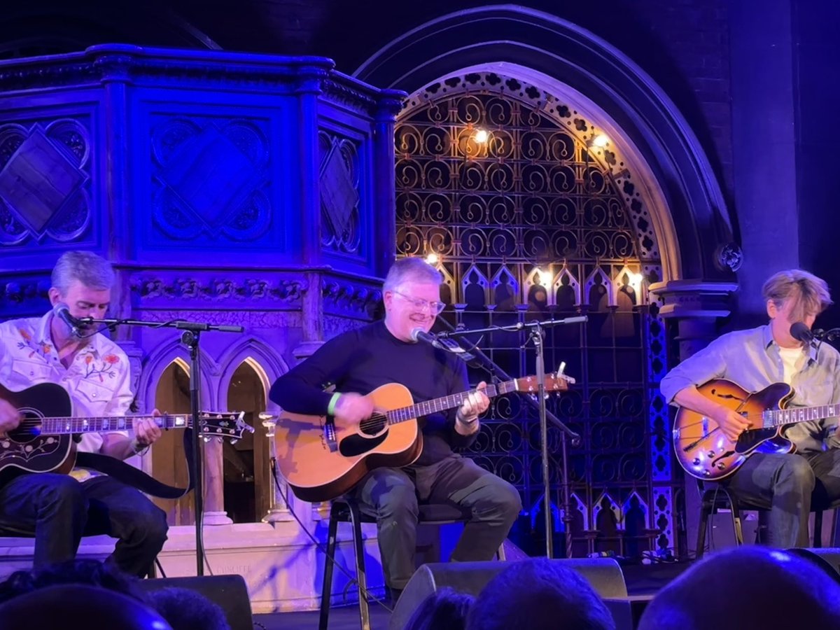 What a wonderful night in the company of <a href="/BBGband/">Butler, Blake & Grant</a> in the sumptuous surroundings of the <a href="/UnionChapelUK/">Union Chapel London</a>…those songs, those voices, those guitars 😃
If you’ve yet to hear their album, do yourself a favour.

'Bring an end to this ugliness, let the new season begin.'”
Amen to that ❤️