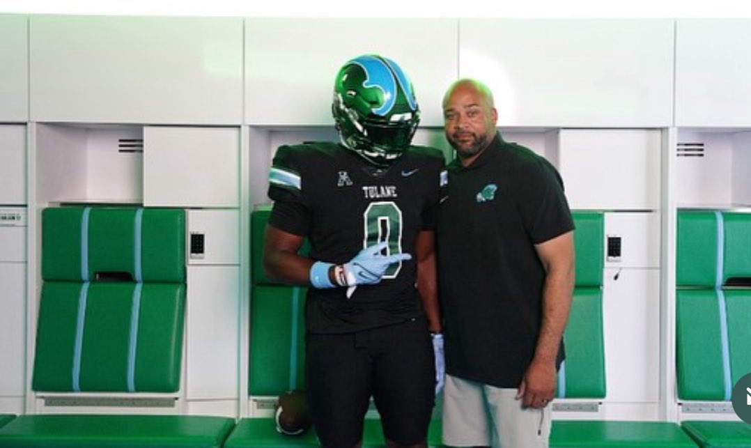 Tulane Football News🏈🌊🧃 (@tulnrecruiting) on Twitter photo C/O 2026 DL, Kaleb “Bug” Walker, on his official visit Uptown looking good in the Olive and Blue. Show him some love!🌊🏠
<a href="/KalebWalker08/">Kaleb “Bug” Walker</a>
🌊🏈🧃 C/O 2026 DL, Kaleb “Bug” Walker, on his official visit Uptown looking good in the Olive and Blue. Show him some love!🌊🏠
<a href="/KalebWalker08/">Kaleb “Bug” Walker</a>
🌊🏈🧃