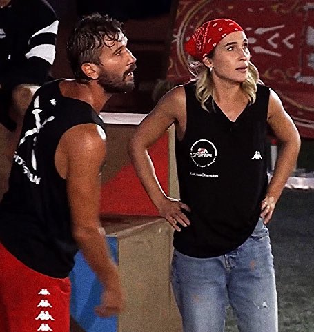 Adem'i kupayı giteren o hamle