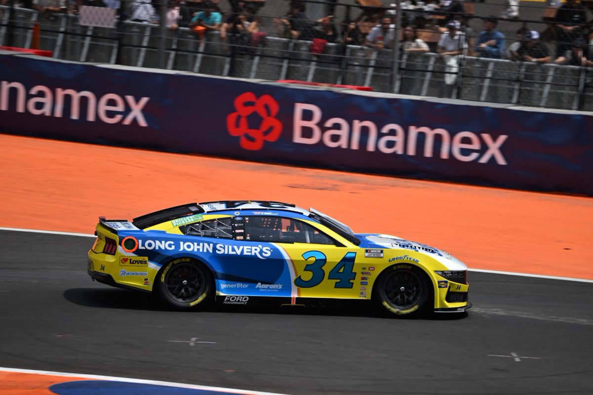 Acelerando Racing Team (@acelerando_team) on Twitter photo #NASCARCUP // FIN DEL ÚLTIMO ENTRENAMIENTO.
🏁Todd Gilliland fue el más rápido en la última sesión de prácticas en el Autódromo Hérmanos Rodríguez en México.
1⃣Gilliland (1:33.496)
2⃣Chastain (-0.140)
3⃣Gibbs (-0.318)
📷<a href="/Team_FRM/">Front Row Motorsports</a> #NASCARCUP // FIN DEL ÚLTIMO ENTRENAMIENTO.
🏁Todd Gilliland fue el más rápido en la última sesión de prácticas en el Autódromo Hérmanos Rodríguez en México.
1⃣Gilliland (1:33.496)
2⃣Chastain (-0.140)
3⃣Gibbs (-0.318)
📷<a href="/Team_FRM/">Front Row Motorsports</a>