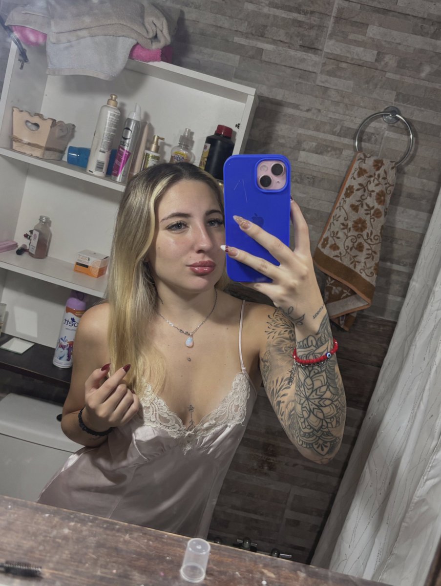 Just got back from Trees Have Feelings EDMONDS ART FESTVIAL and my heart is still buzzing. What a vibe!