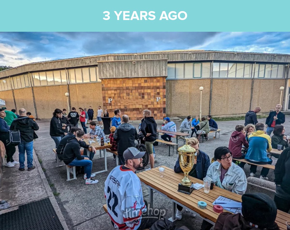 Wally44's tweet image. #ejb #ejbCrowdfunding #Hauptstadteishockey