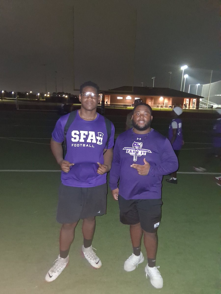 DeAnthony Robinson (@deanthonylr) on Twitter photo Had a lot of fun and went against a lot of competitive guys at <a href="/SFA_Football/">Lumberjack Football</a>. Thank you <a href="/CoachXG/">Xavier G.</a> for the invite and was great meeting <a href="/SFACoachGraf/">Garrett Graf</a> Had a lot of fun and went against a lot of competitive guys at <a href="/SFA_Football/">Lumberjack Football</a>. Thank you <a href="/CoachXG/">Xavier G.</a> for the invite and was great meeting <a href="/SFACoachGraf/">Garrett Graf</a>