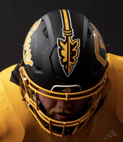 At Ottawa, you don’t just wear the Arrow, you earn it.
Our helmet stripe isn’t just style, it’s tradition. 
No Arrowhead decal until you win.
Earn the Arrow.
Built on pride, grit, and team. 

#BravesFootball 
#EarnTheArrow
#OtterOn