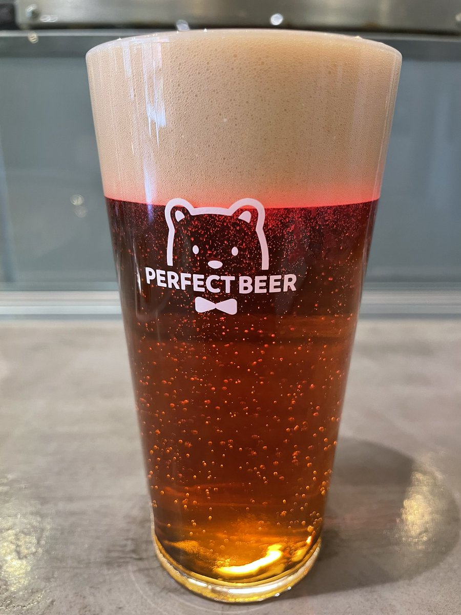 marikina31's tweet image. #PERFECTBEERLABO 
ギガチーズバーガー 美味し😋
ここのお店
味はもちろんだけど
店員さんの接客が素晴らしくて☝️
色んな意味で大満足です！