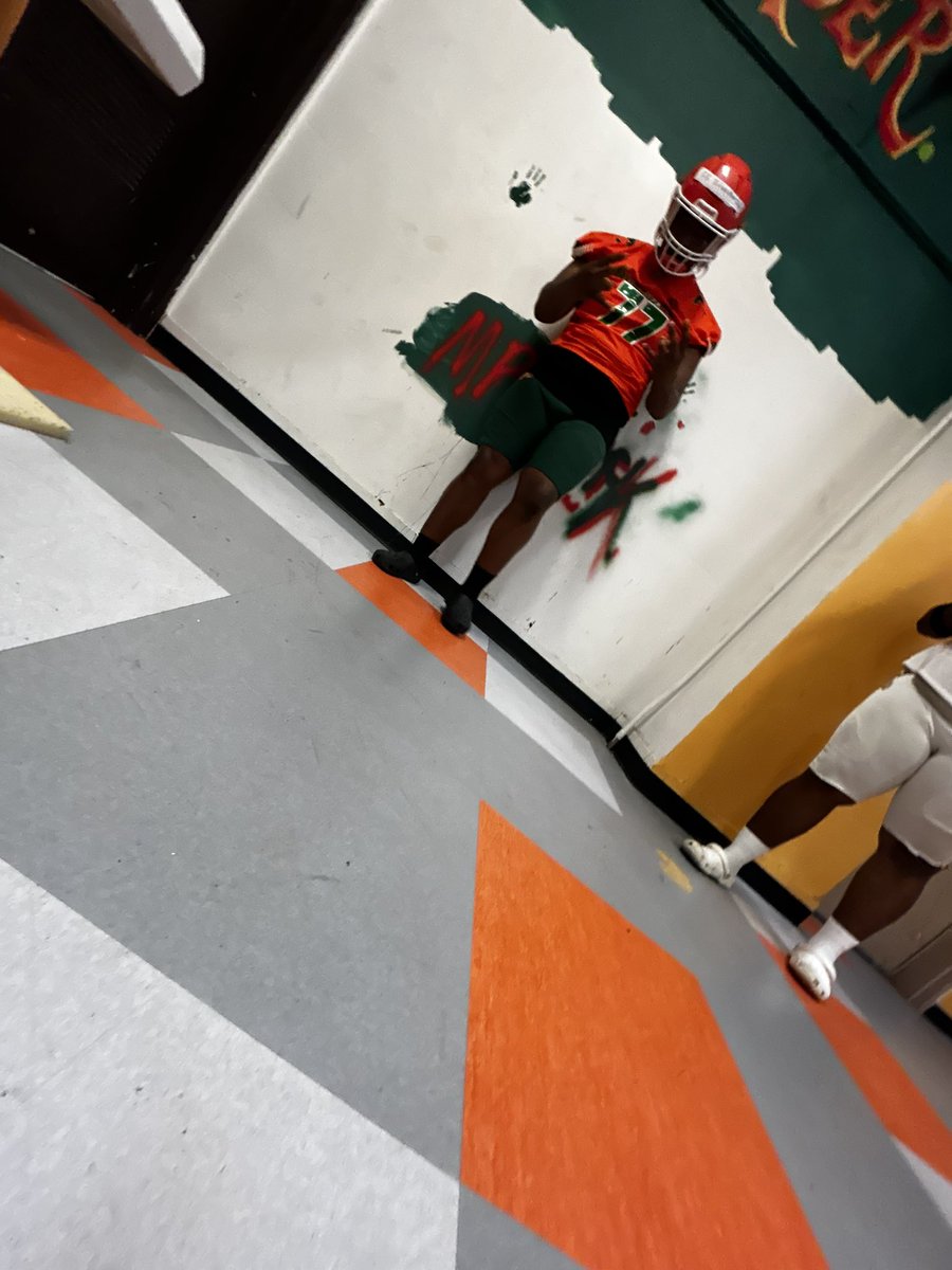 Julian Mckinnon (@nolimitjulian99) on Twitter photo First practice successful now it’s time to be great!!! #7️⃣7️⃣ <a href="/_MP_Football/">Morgan Park Football</a> <a href="/Chris_CJ_6/">C.J.</a> <a href="/ChrisElmore36/">J5️⃣_Elmore</a> First practice successful now it’s time to be great!!! #7️⃣7️⃣ <a href="/_MP_Football/">Morgan Park Football</a> <a href="/Chris_CJ_6/">C.J.</a> <a href="/ChrisElmore36/">J5️⃣_Elmore</a>